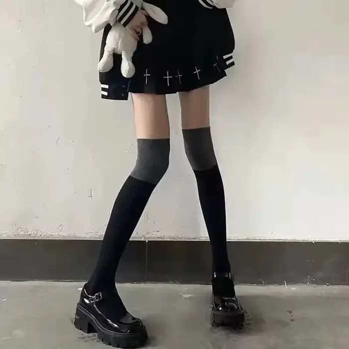 Chaussettes au dessus du genou pour femmes