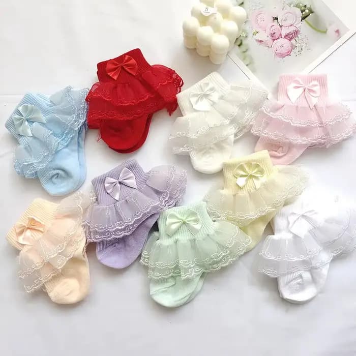 Chaussettes en dentelle pour nouveau-né
