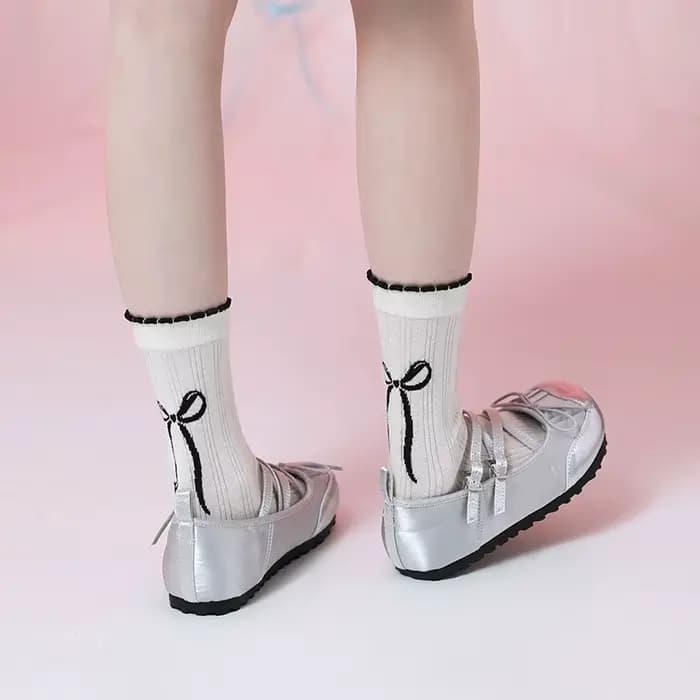 Chaussettes mi-tube respirantes pour femmes