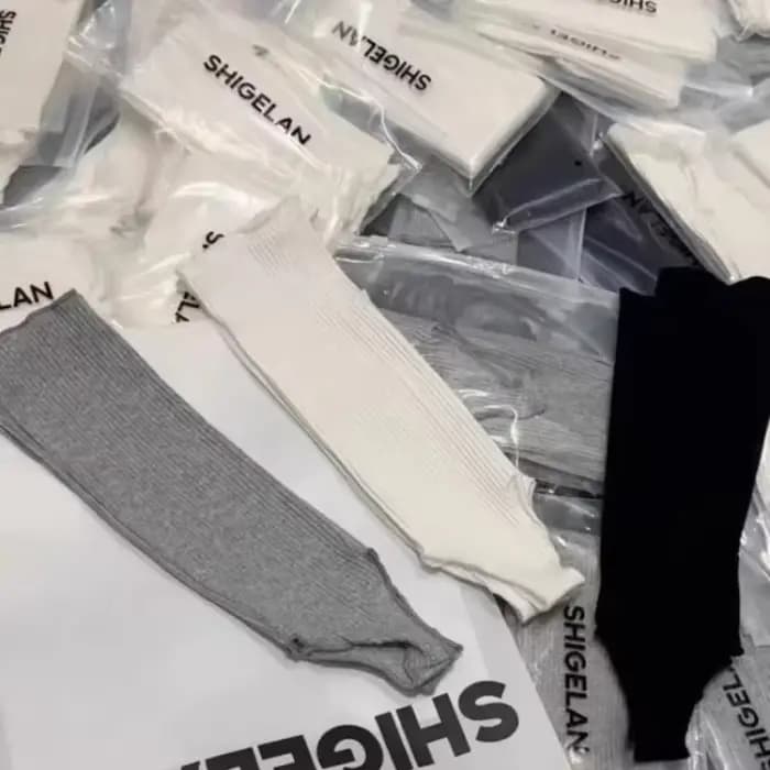 Chaussettes longues simples et tendance pour filles