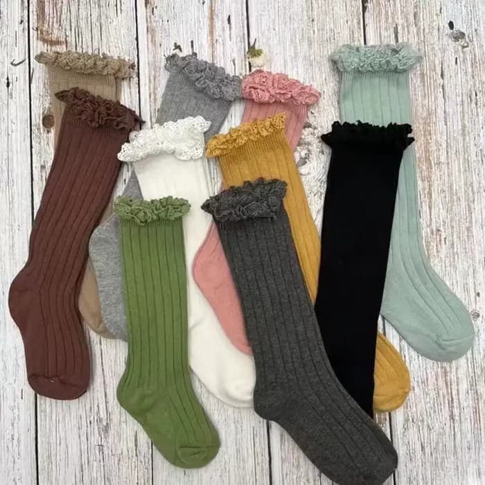Chaussettes hautes à volants pour filles