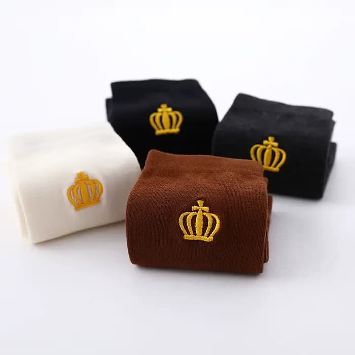 1 paire de chaussettes hautes pour filles