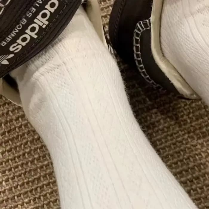 Chaussettes pour femmes noires et blanches