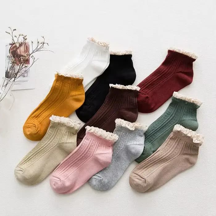 Mode dentelle chaussettes femmes froufrous à volants doux automne hiver dame fille Kawaii mignon coton chaussettes solide Harajuku rétro chaussettes