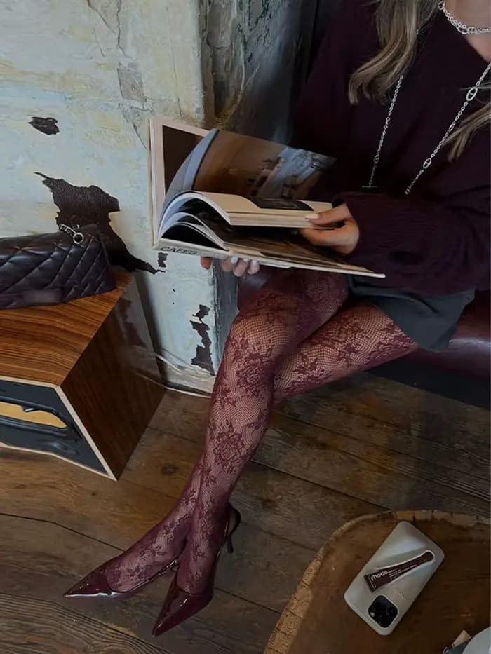 Collants en dentelle bordeaux pour femmes