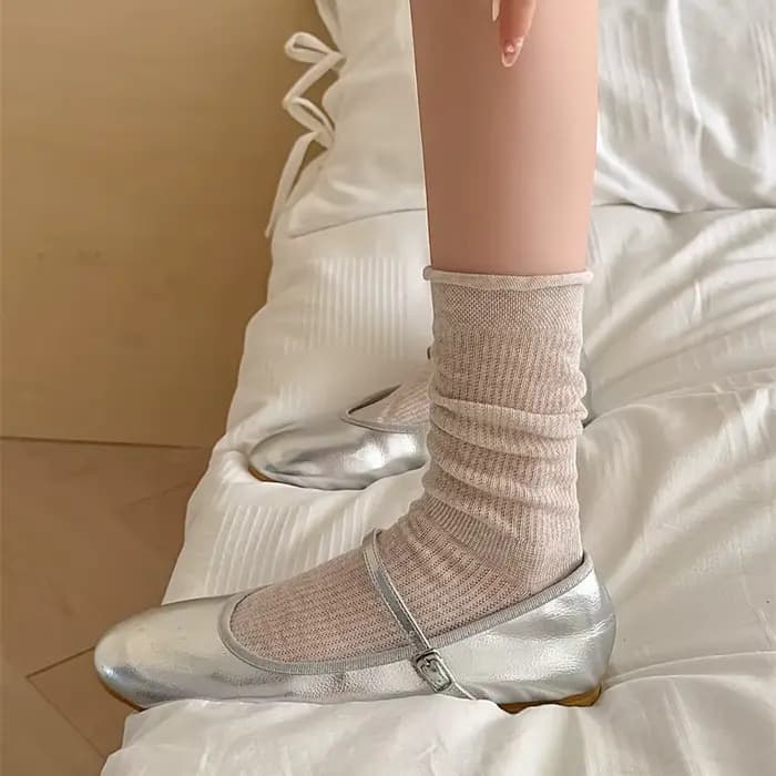 Chaussettes respirantes en maille fine pour femmes