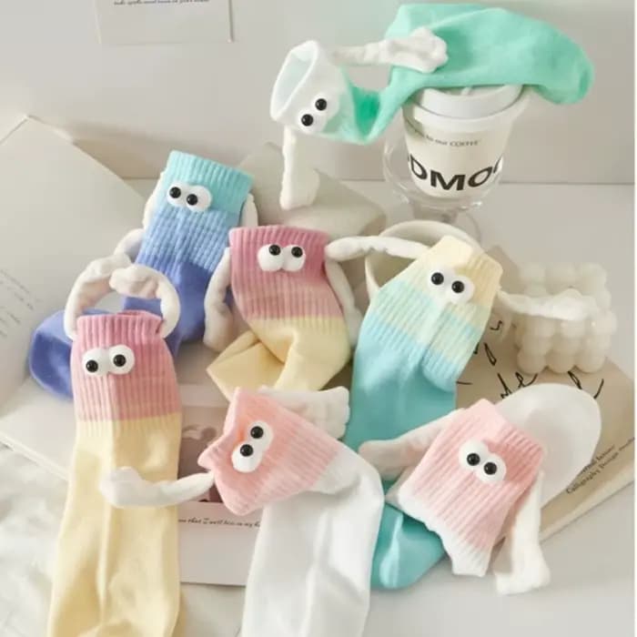 Chaussettes magnétiques main dans