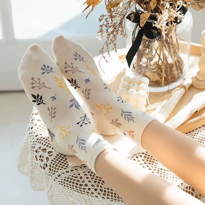 Femme chaussettes Style japonais imprimer filles doux longues chaussettes mode coréenne coton doux Harajuku rétro Vintage Streetwear équipage chaussettes