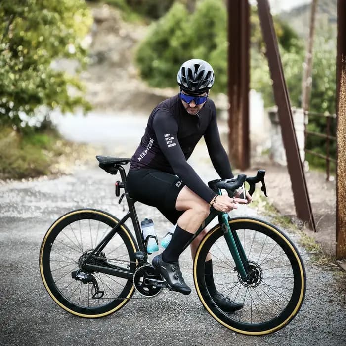 DAREVIE AERO cyclisme homme chaussettes Pro aérodynamique