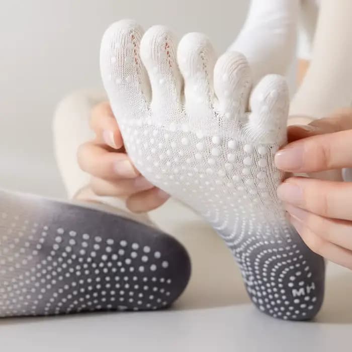 Chaussettes de Yoga à cinq doigts pour femmes