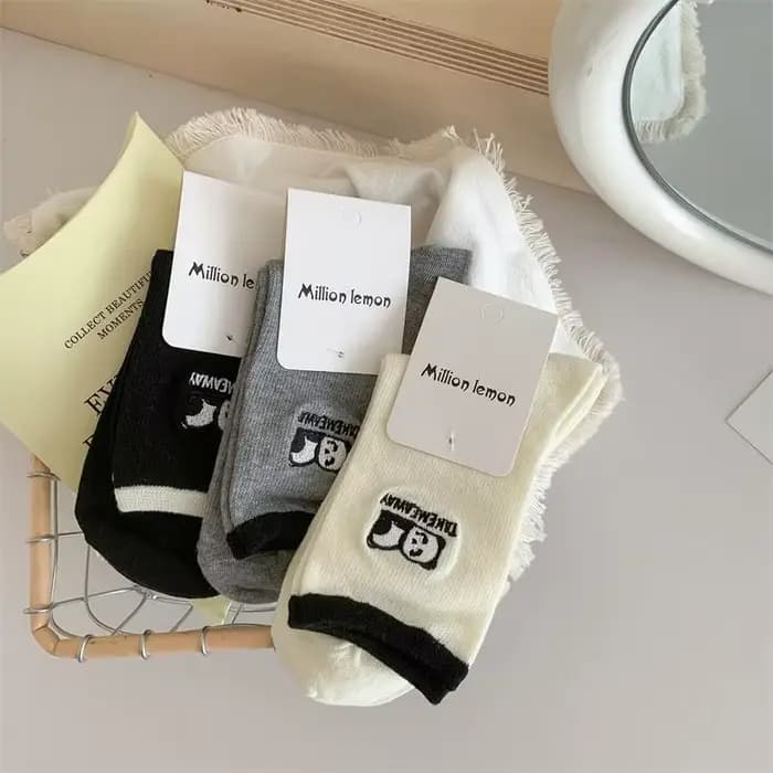 Chaussettes mi-tube respirantes pour femmes