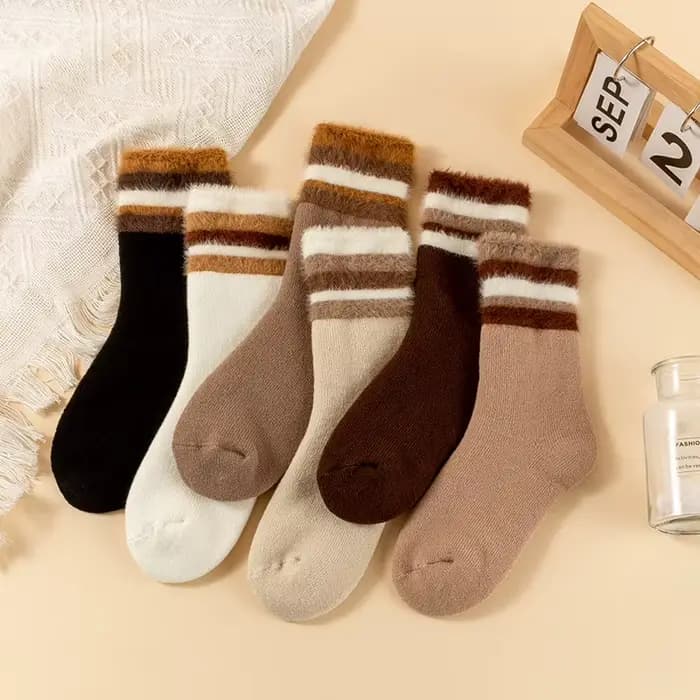 Chaussettes en cachemire à rayures froides pour femmes