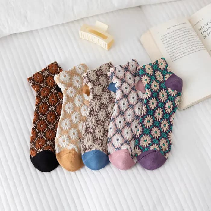 Chaussettes en coton doux pour femmes