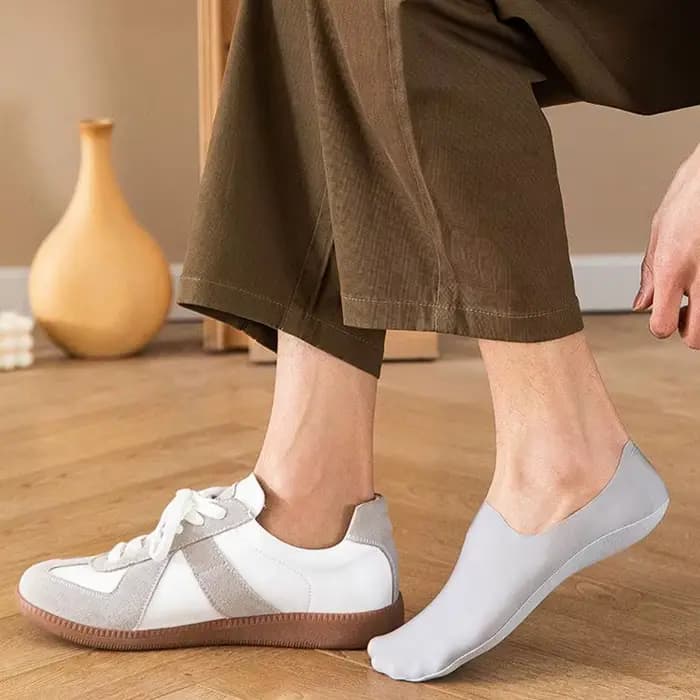 Chaussettes bateau en soie glacée