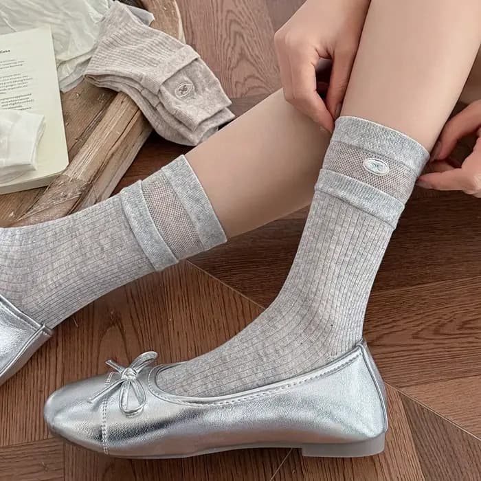 Chaussettes tendance pour femmes