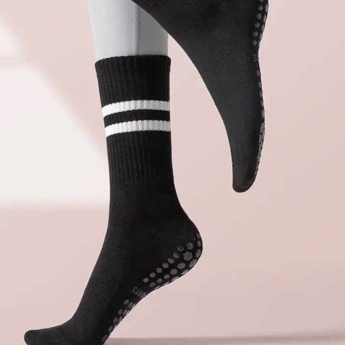 Chaussettes Pilates avec poignées pour femmes