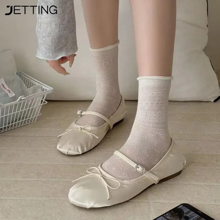 Chaussettes en résille pour femmes