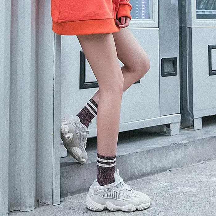 Chaussettes à rayures brillantes pour femmes