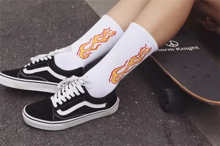 Chaussettes tendance pour hommes et femmes
