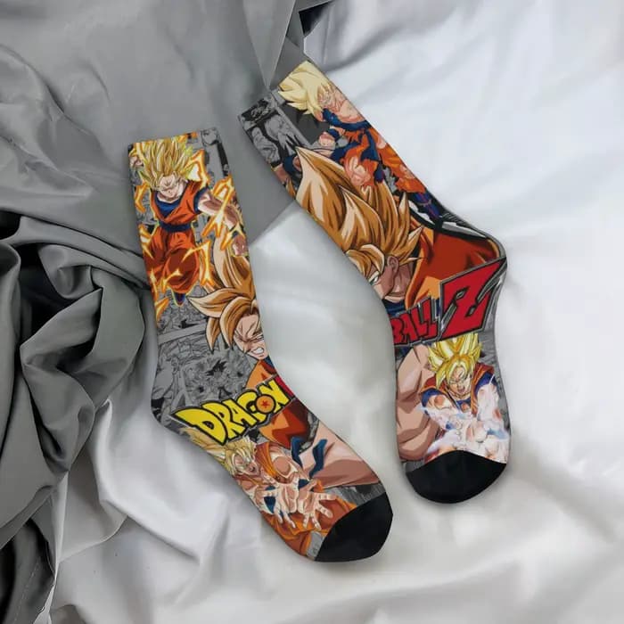 1 paire de chaussettes amusantes Dragon Ball Son Goku (3) avec motif imprimé sans couture