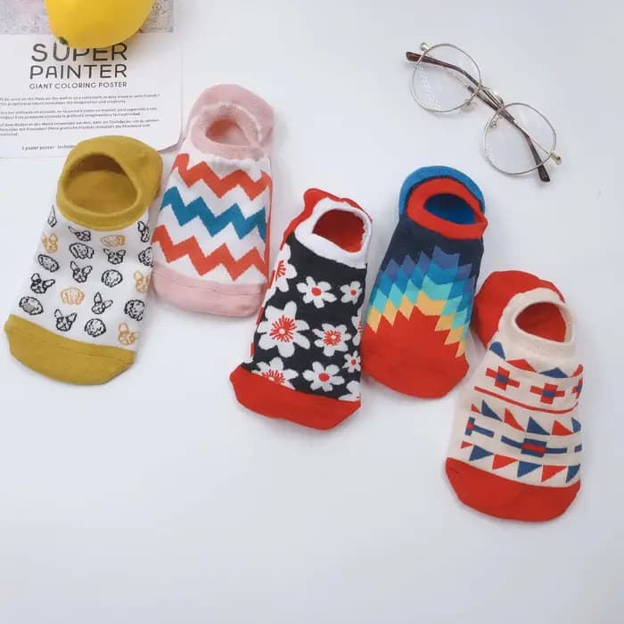 Chaussettes courtes de loisirs de style britannique pour femmes, chaussures à pois pour dames, chaussettes en coton non ald, nouvelle arrivée, mode, heureux, 5 paires