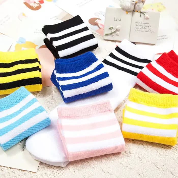 Chaussettes hautes pour enfants