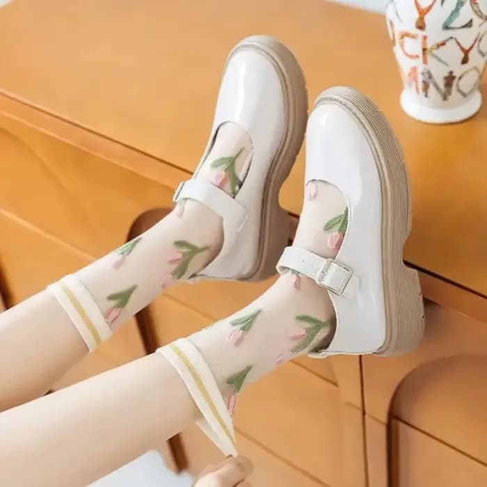 Chaussettes tendance pour femmes