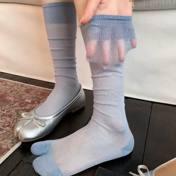Chaussettes Tabi pour femmes, douces, respirantes, à bout fendu, en coton peigné, couleur unie, fines pour l'été, style japonais décontracté, chaussettes longues à deux orteils