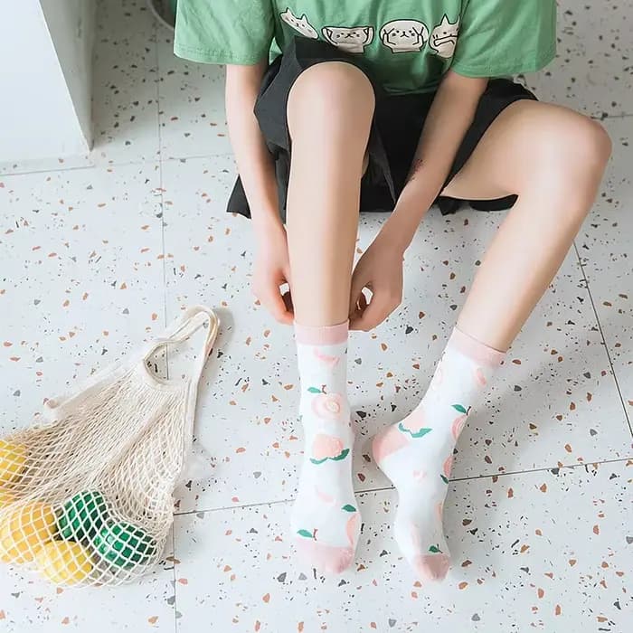 Chaussettes amusantes de dessin animé pour femmes