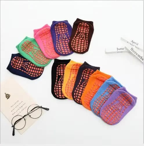 10 paires pack été 2025 chaussettes pour enfants chaussettes de sol pour bébé chaussettes antidérapantes chaussettes trampoline pour enfants