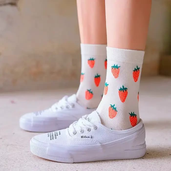 Femmes chaussettes drôles printemps automne dessin animé