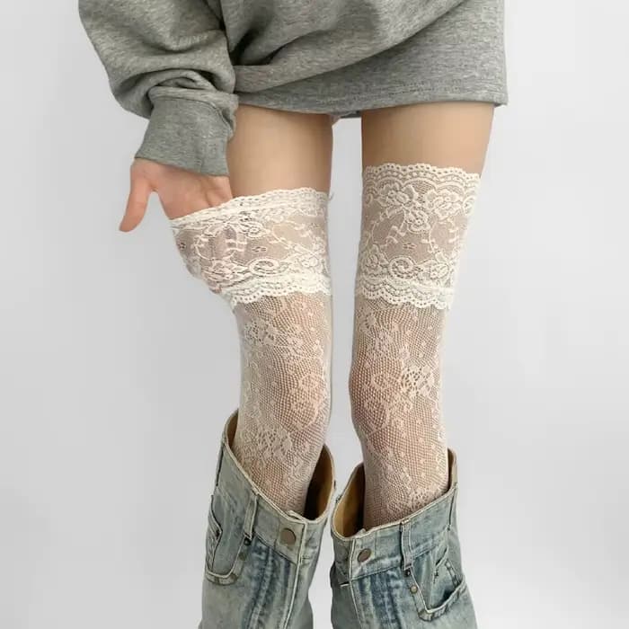 Chaussettes femme automne/été couleur unie cuisse haute dentelle bas femmes sur le genou bas Lolita filles longues