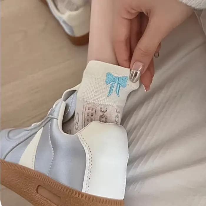 5 paires de chaussettes confortables et respirantes pour femmes, mode printemps-été, avec nœud mignon, chaussettes bateau simples, chaussettes tube simples