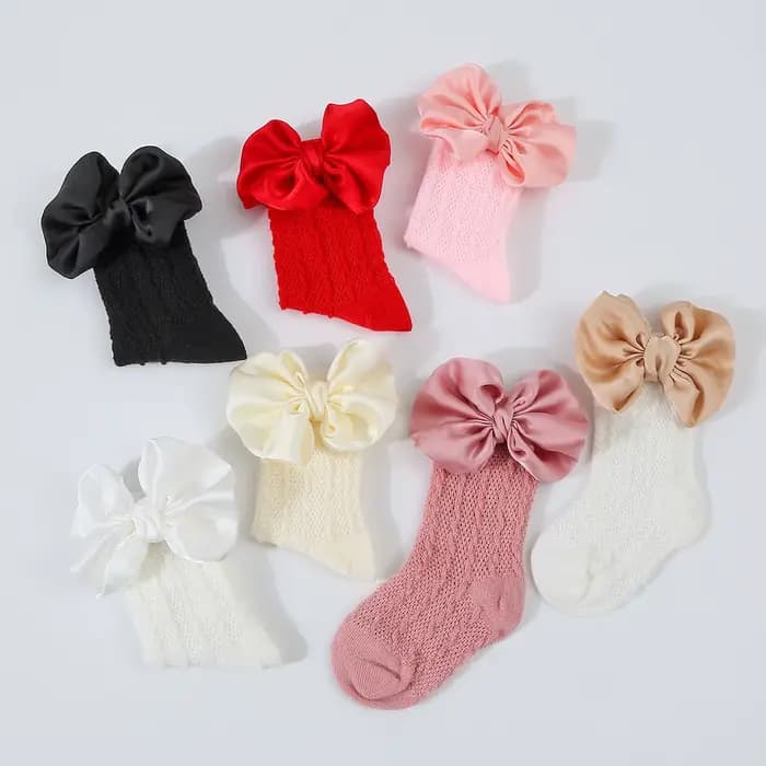 Chaussettes longues évidées pour nouveau-né