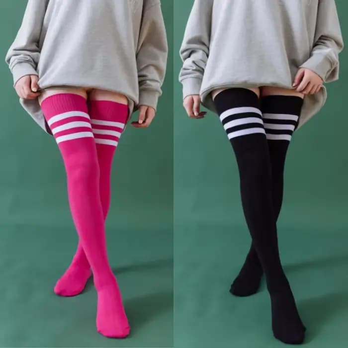 1 paire de chaussettes au-dessus du genou pour femmes