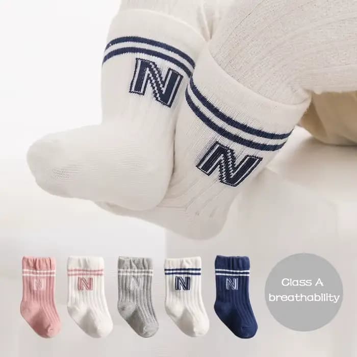 Chaussettes tricotées à rayures pour enfants de 0 à 3 ans