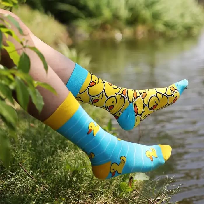 Chaussettes florales amusantes pour femmes
