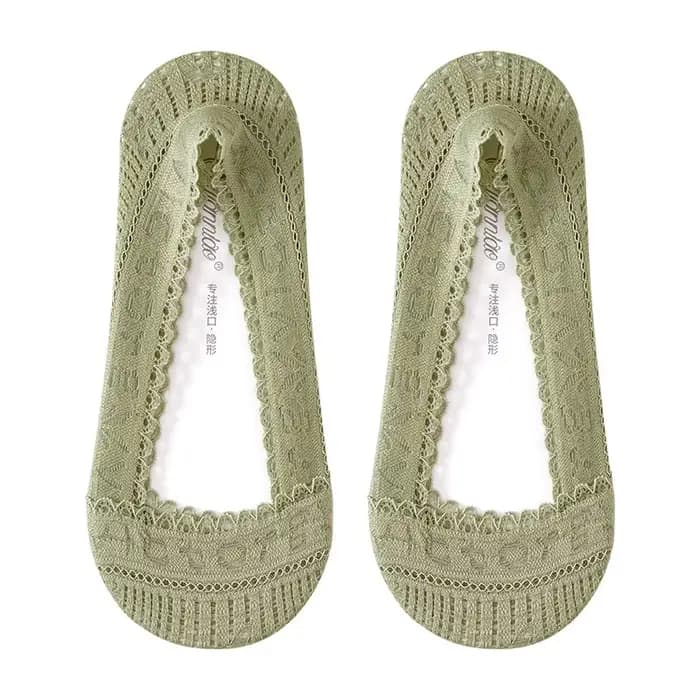 Chaussettes bateau fines pour femmes, en dentelle, antidérapantes, avec silicone, ne glissent pas, mignonnes, à la mode, couleur unie, chaussettes amusantes, Skarpety Damskie Stopki