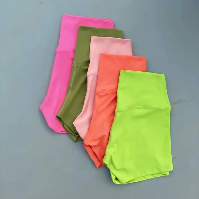 Sexy couleur unie femmes Fitness Sport court taille haute athlétique Yoga jambe courte cyclisme entraînement complet Jogging Squat preuve