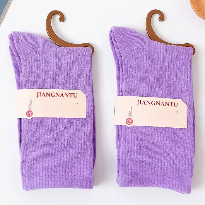 Chaussettes en coton coloré pour femmes