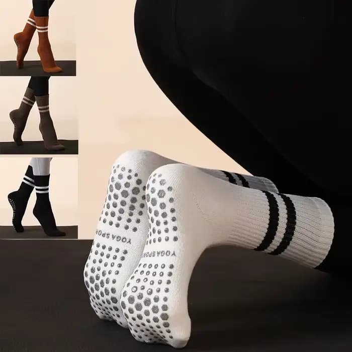 Chaussettes de yoga antidérapantes pour femmes avec poignées en coton mi-mollet longues chaudes respirantes Pilates