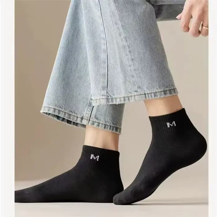 Chaussettes pour hommes, printemps-été, respirantes, en coton, tendance, légères, absorbant la transpiration, couleur unie, vente en gros