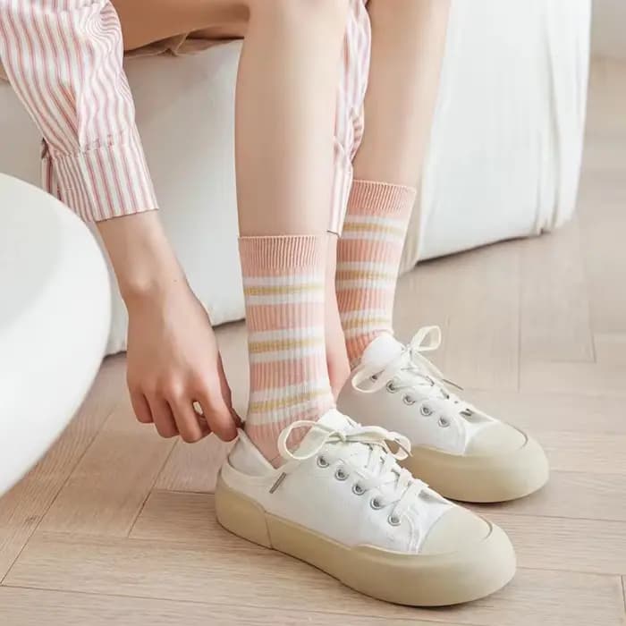 Chaussettes longues en coton rose doux pour femmes, quatre saisons, série Forest, princesse, fille, mi-tube, chaussette à rayures, mode
