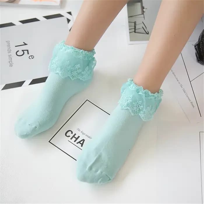 Adorables chaussettes courtes à volants en dentelle pour femmes