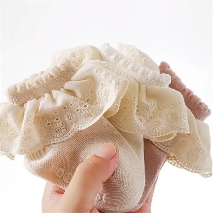 Chaussettes en dentelle de coton pour nouveau-né fille