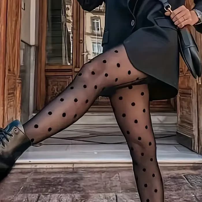Une paire de collants fins