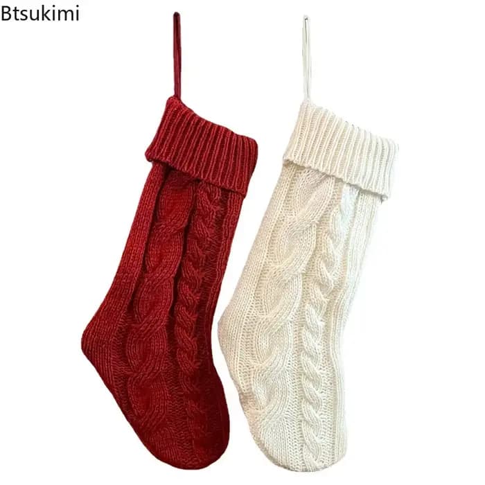 Nouvelles chaussettes de Noël tricotées 2026