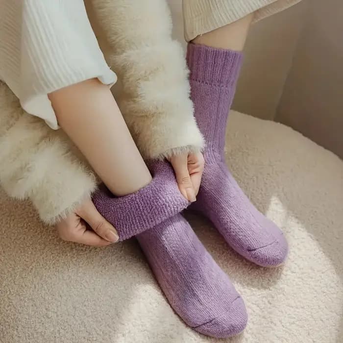 4 paires de chaussettes mi-longues pour femmes, à la mode, polyvalentes, violettes, en forme de cœur, douces, chaudes, confortables, décontractées, longues, automne hiver