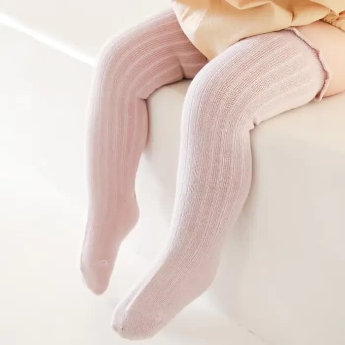 Chaussettes hautes à volants pour enfants