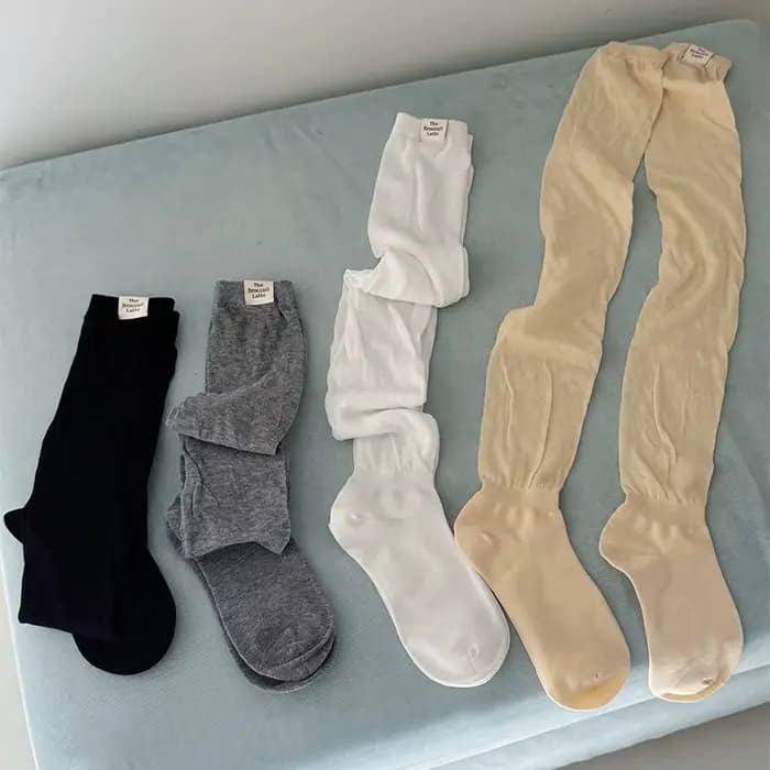 Chaussettes hautes coréennes pour femmes